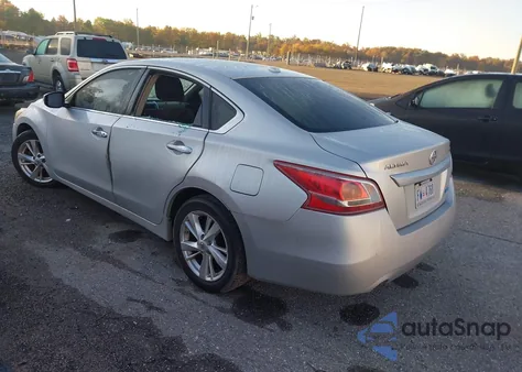 2013 Nissan Altima 2.5 Sv z USA, uszkodzony, nr VIN 1N4AL3AP1DC271538